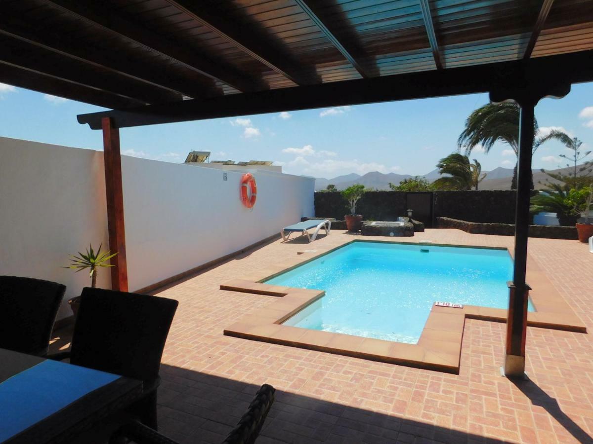 Villa Lucky - Heated Pool Мачер Экстерьер фото